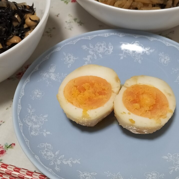 簡単作り置き!5分で完成♪ゆで卵の味噌漬け